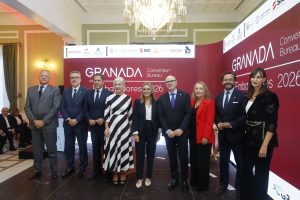 Granada distingue a 68 profesionales que han consolidado su posición como destino de congresos y eventos